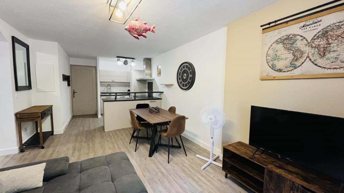 Appartement Cala Di Mare L'Ile Rousse Екстер'єр фото