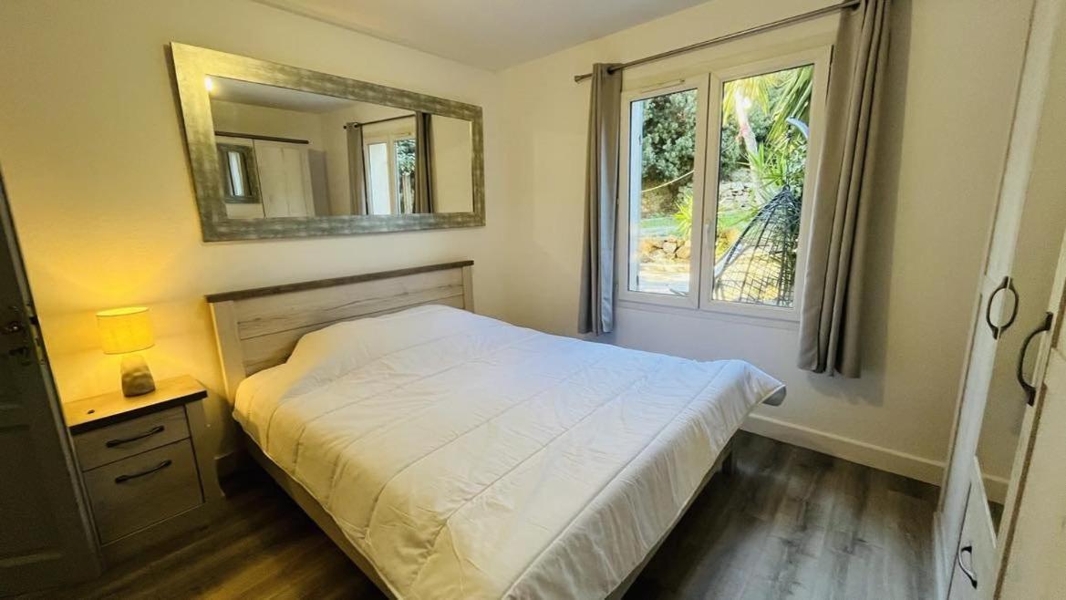 Appartement Cala Di Mare L'Ile Rousse Екстер'єр фото